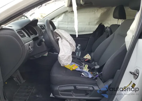 2015 Volkswagen Jetta Se z USA, uszkodzony, nr VIN 3VWD17AJ1FM352229